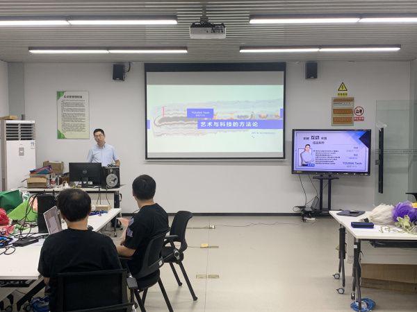南京投石首個大學機械互動裝置課程在南京信息職業技術學院開營